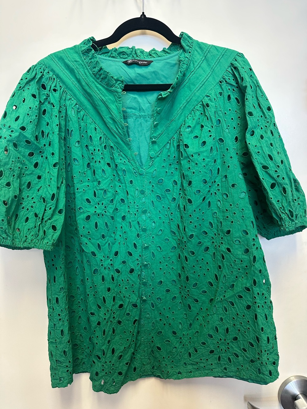 Green Eyelet Puff-Sleeve Blouse with Ruffled Collar
